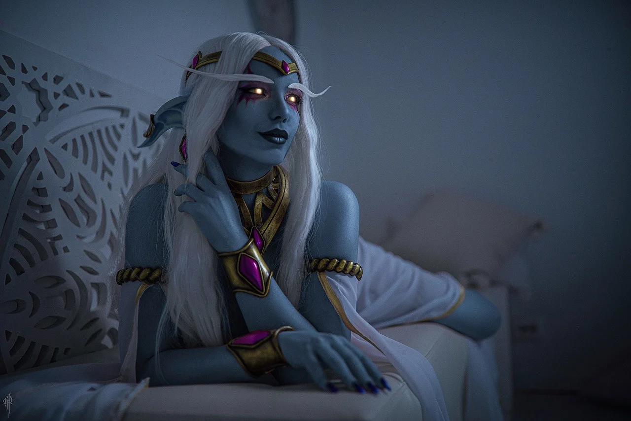 Косплеер показала очаровательную Королеву Азшару из World of Warcraft